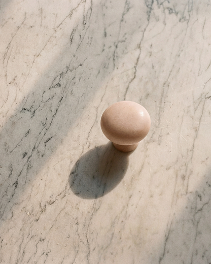 Bouton en porcelaine
