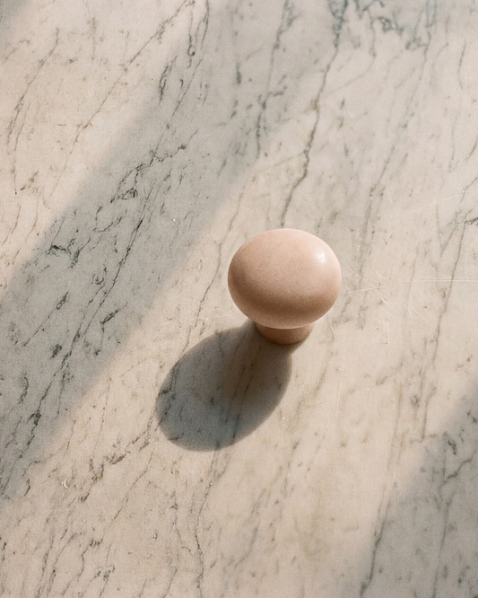 Bouton en porcelaine