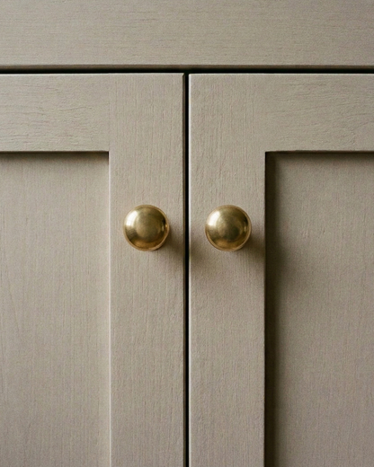 Bouton en laiton classique
